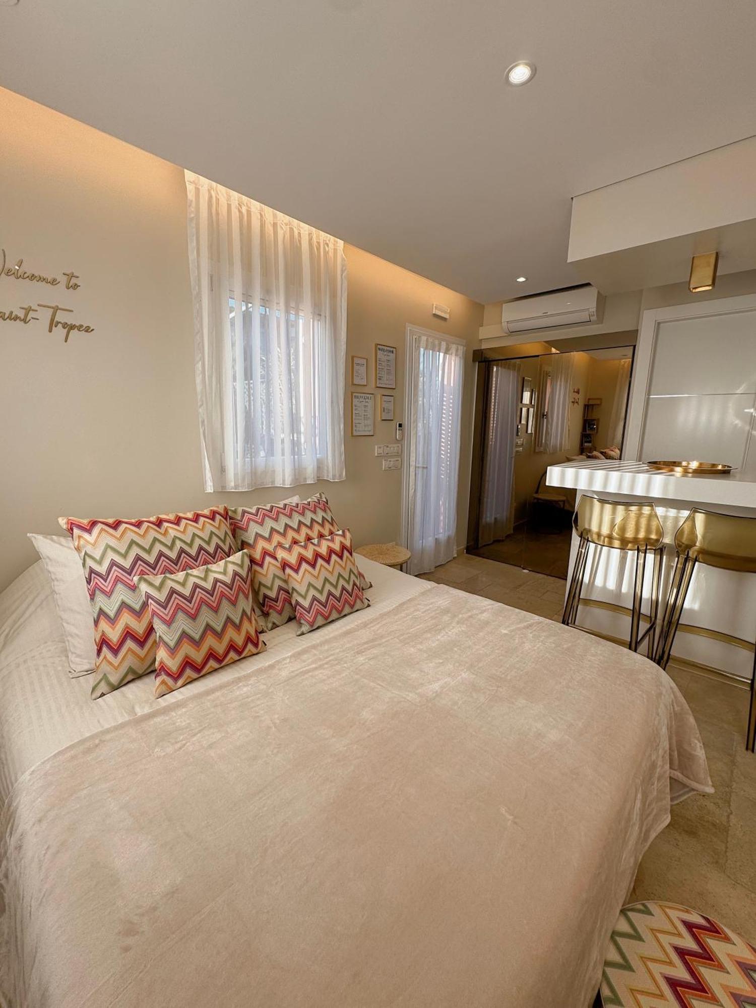 Studio Climatise, Terrasse, Parking Prive, 50M De La Plage Saint-Tropez Kültér fotó