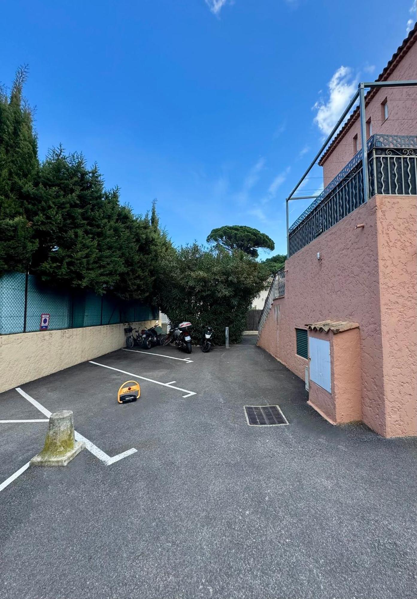 Studio Climatise, Terrasse, Parking Prive, 50M De La Plage Saint-Tropez Kültér fotó