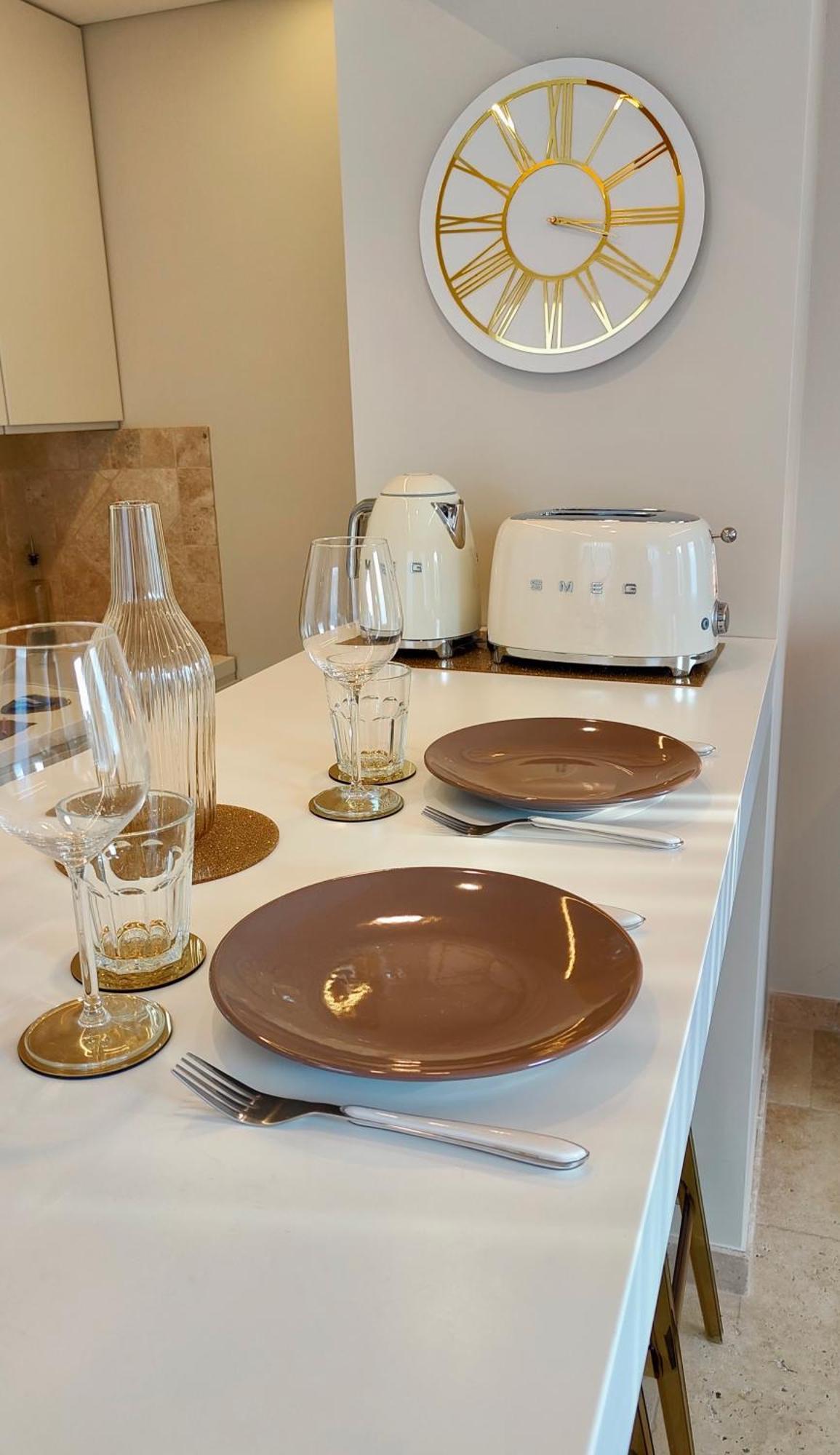Studio Climatise, Terrasse, Parking Prive, 50M De La Plage Saint-Tropez Kültér fotó