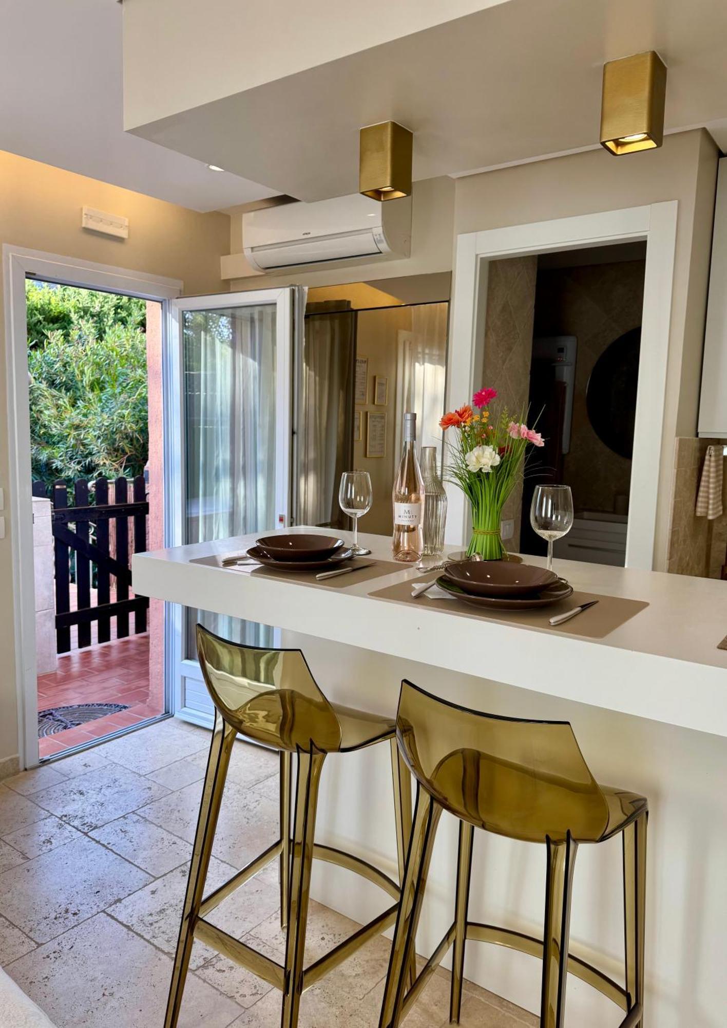 Studio Climatise, Terrasse, Parking Prive, 50M De La Plage Saint-Tropez Kültér fotó